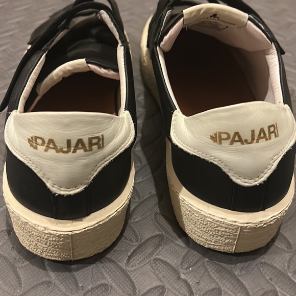Pajar men’s casual shoes with Velcro - Picture 4 of 7